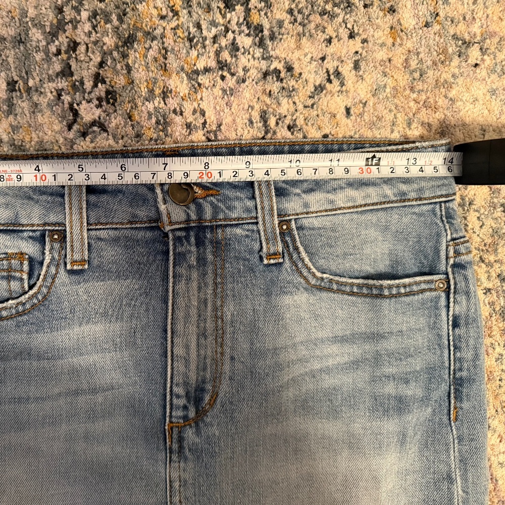 Like new!! Joe's Jeans Collector's Edition High-Low Frayed Denim Skirt w26 - Picture 7 of 9